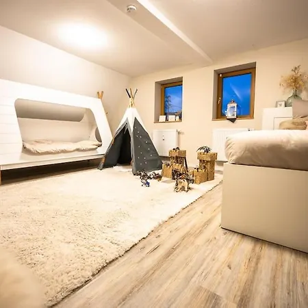 Vanilla Im Burgdorf 11 P. * Neidenstein