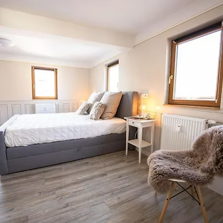 Vanilla Im Burgdorf 11 P. *